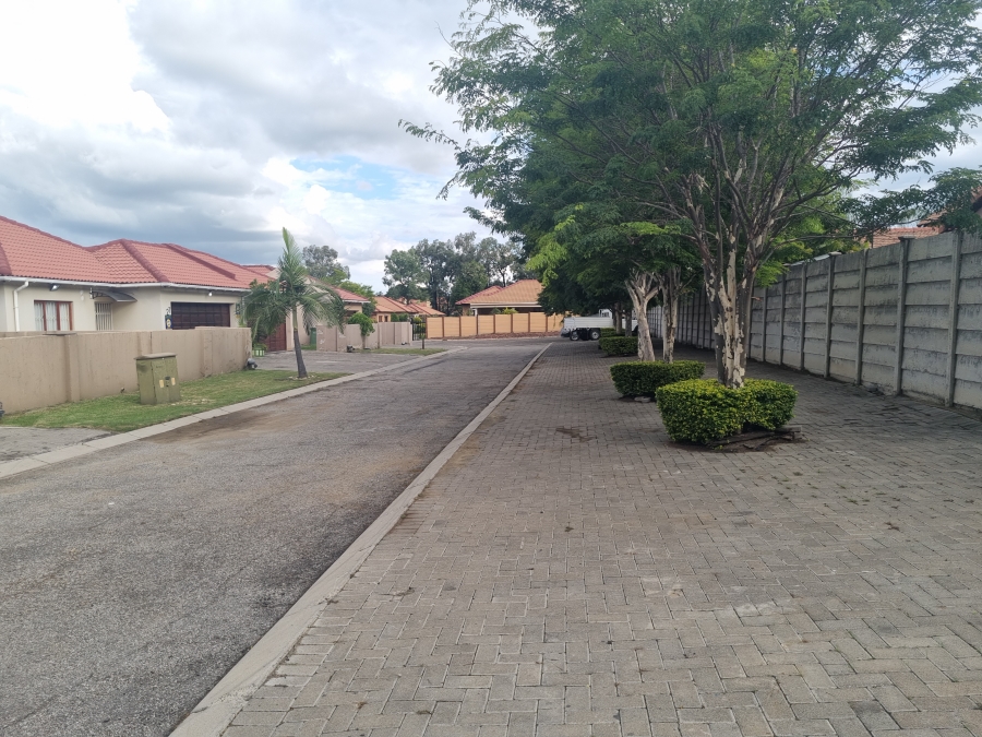 3 Bedroom Property for Sale in Waterval East North West